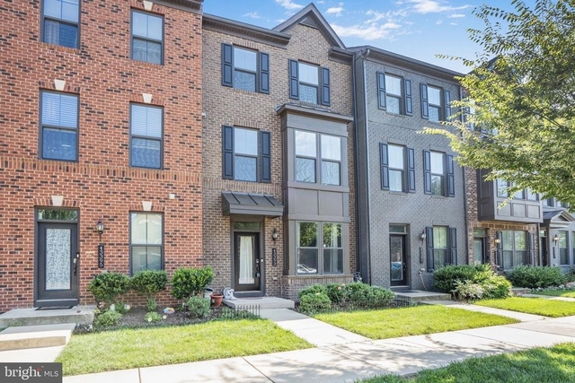 43393 Charitable Street - Photo 1