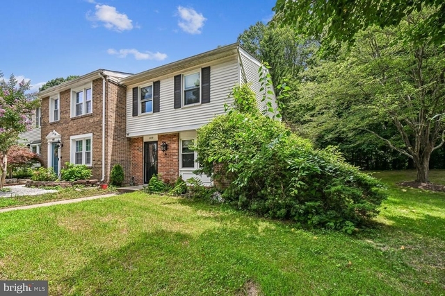 8179 Willowdale Court - Photo 1