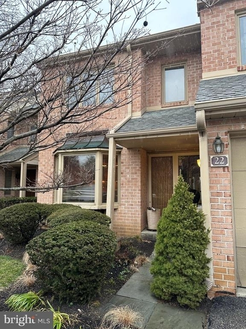 22 Militia Hill Drive - Photo 1