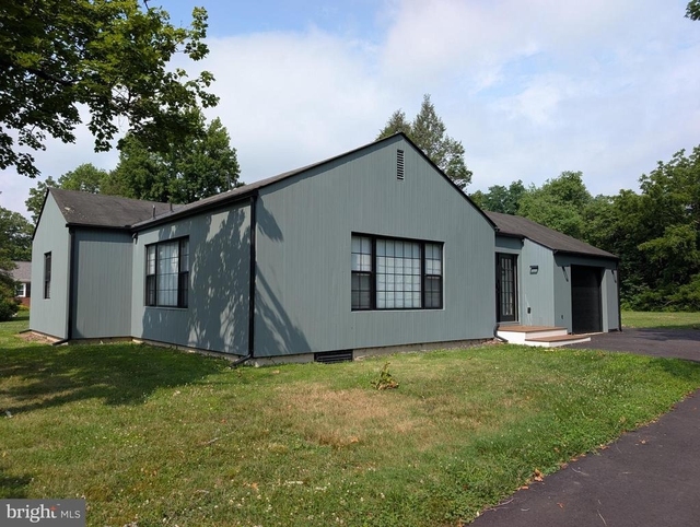 3351 Lawr-prin Road - Photo 1