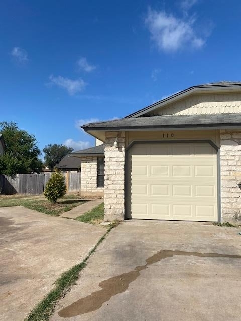110 Verna Spur - Photo 1