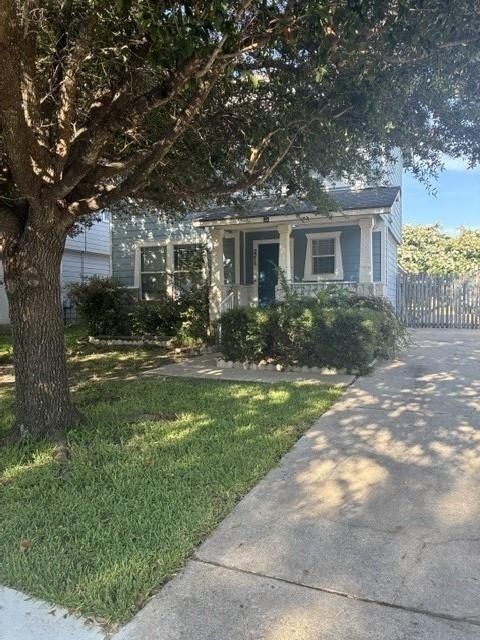2216 Bluffstone Dr - Photo 1