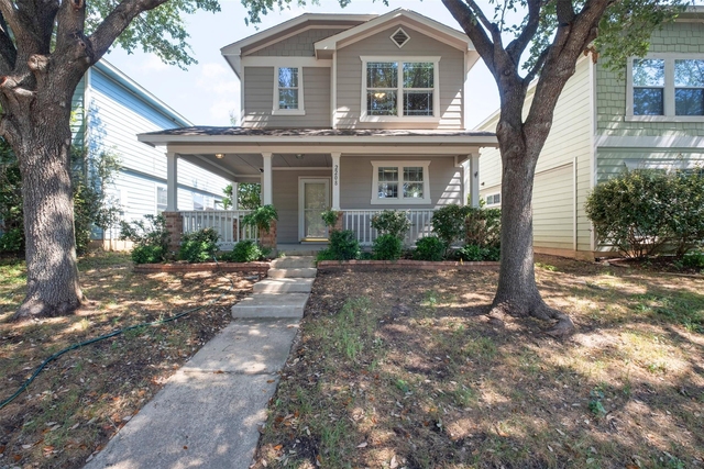 2208 Melissa Oaks Ln - Photo 1