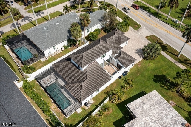 10600 Mcgregor Boulevard - Photo 1