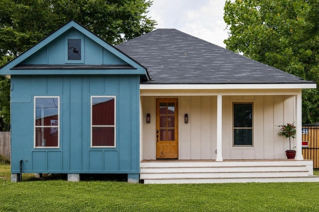 3407 Garrow Street - Photo 1