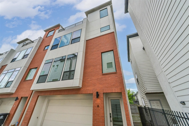 2408 Emancipation Avenue - Photo 1