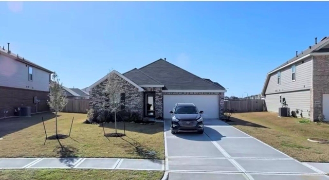 2524 Bryan Park Lane - Photo 1