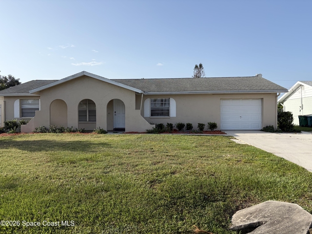 1950 Henry Avenue - Photo 1