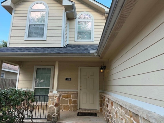 11030 Knobbley Oak Court - Photo 1