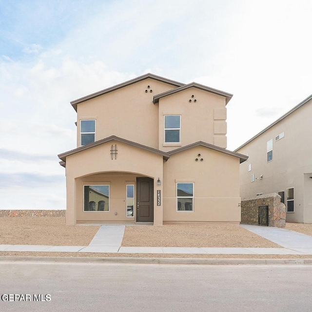 14313 Steve Joyce Parkway - Photo 1