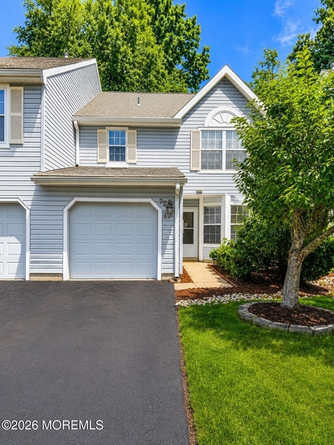 22 Ross Terrace - Photo 1