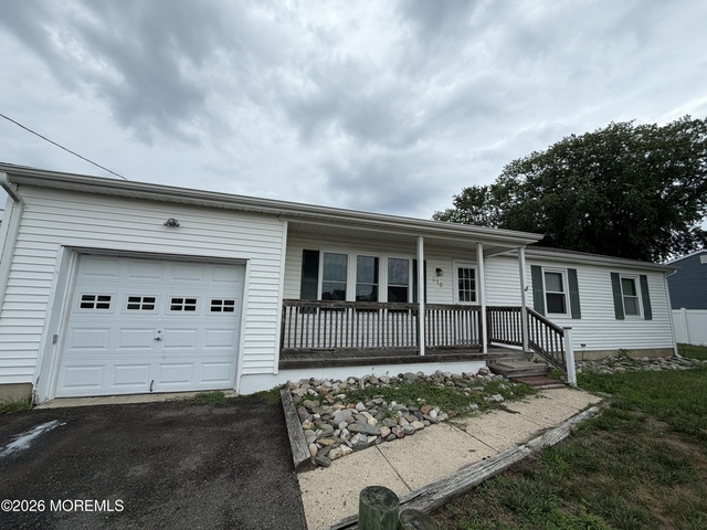 616 Bowsprit Point - Photo 1