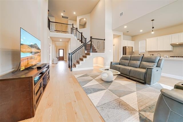707 Gatecrest Drive - Photo 1