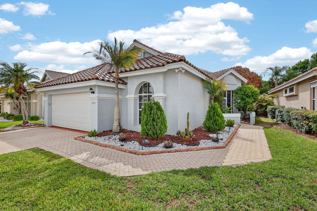 416 Sw Horseshoe Bay - Photo 1