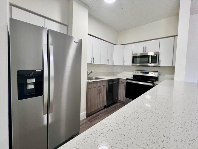 7707 Nw 7 Street - Photo 1