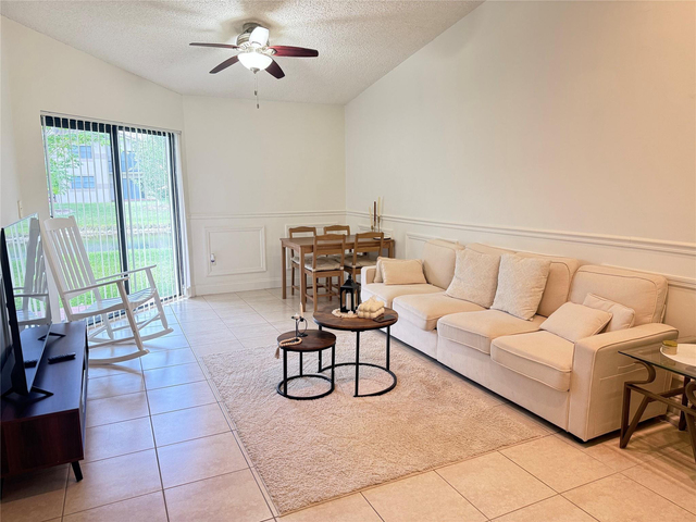 9919 Nob Hill Court - Photo 1