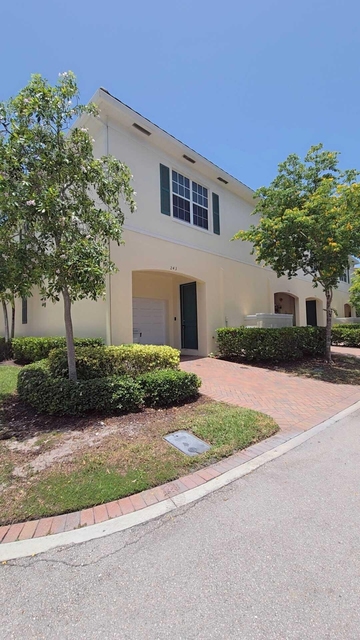 243 Sw 7th Court - Photo 1