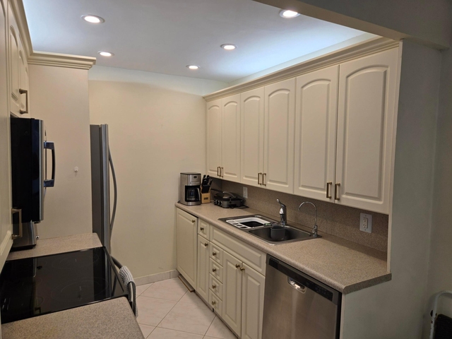 2031 Exeter - Photo 1