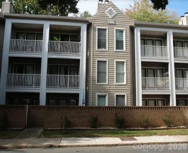 306 S Cedar Street - Photo 1