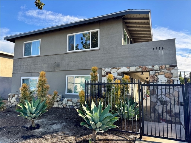 1114 N Mayfair - Photo 1
