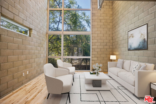 3450 Cahuenga Boulevard - Photo 1