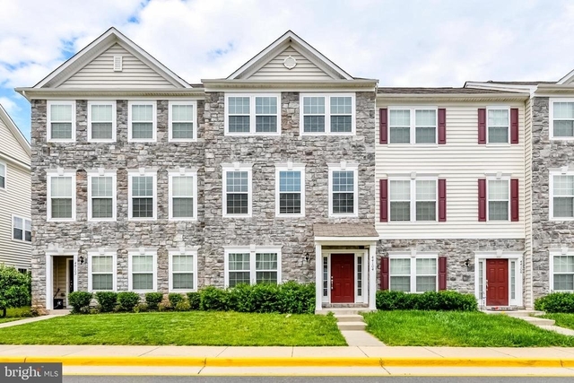 44104 Turf Field Square - Photo 1