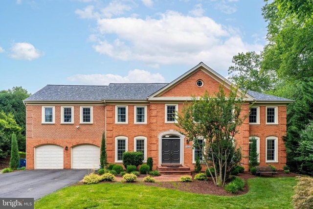 8424 Holly Leaf Drive - Photo 1