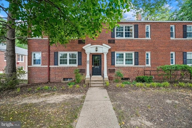 4304 Pershing Drive N - Photo 1