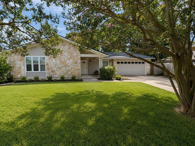 10801 N Hard Rock Rd N - Photo 1