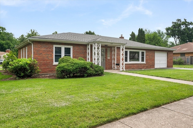 429 S Stratford Avenue - Photo 1