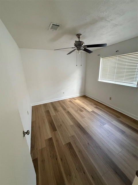 3211 Mesquite Drive - Photo 1