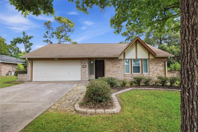 182 Greenleaf Lane - Photo 1