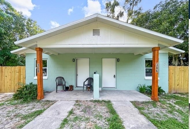 306 Sw 19th Avenue - Photo 1