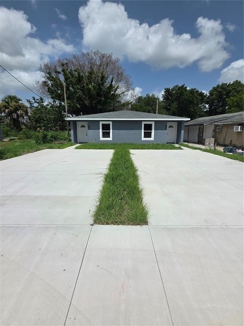 139 B Street - Photo 1