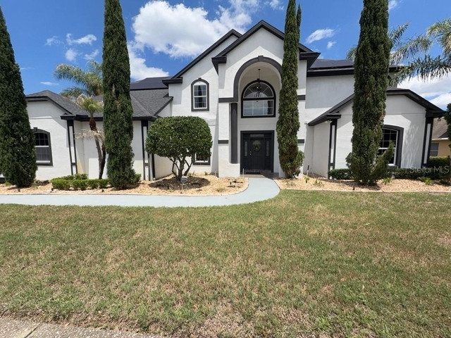 8131 Vineland Oaks Boulevard - Photo 1