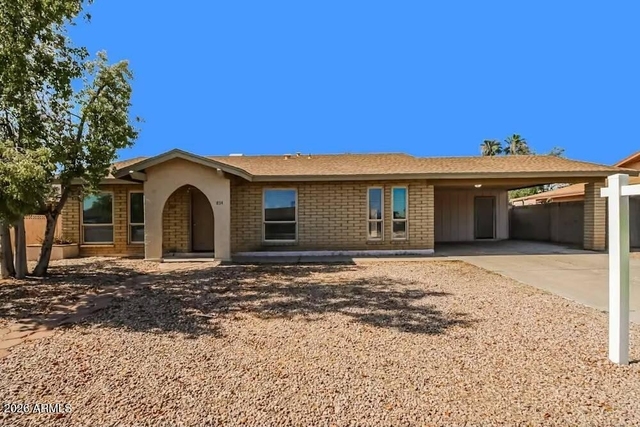 834 E E Glade Ave, Avenue - Photo 1