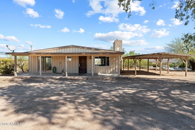 692 W Wickenburg Way - Photo 1