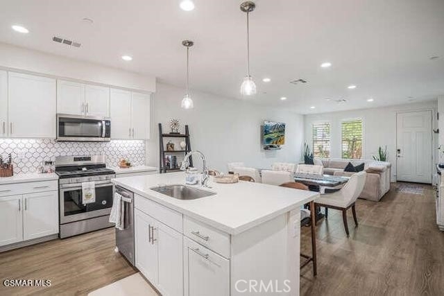 110 Red Brick - Photo 1