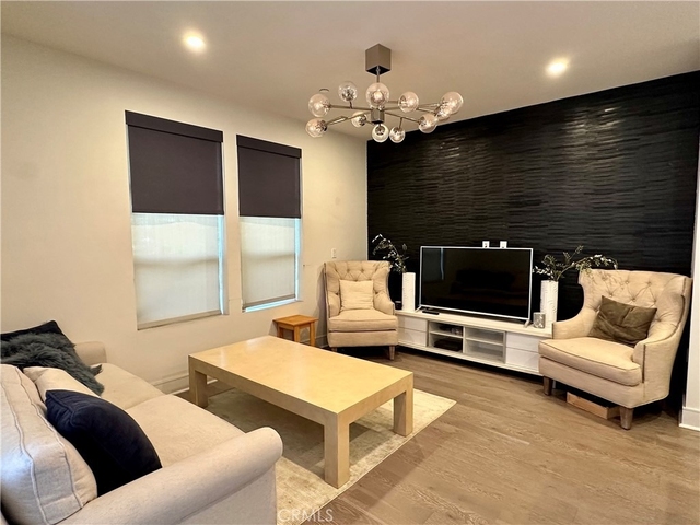 820 Mission Street - Photo 1