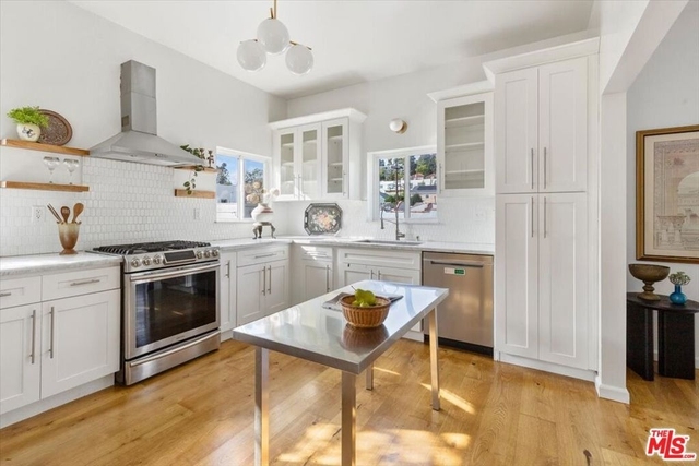 3312 Berkeley Avenue - Photo 1