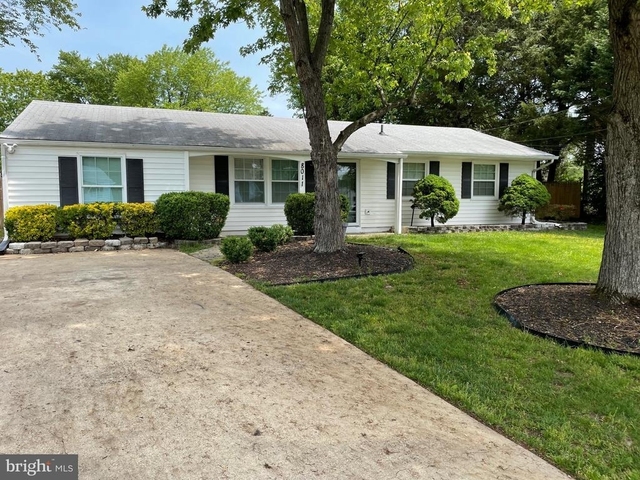 8011 Beckner Court - Photo 1