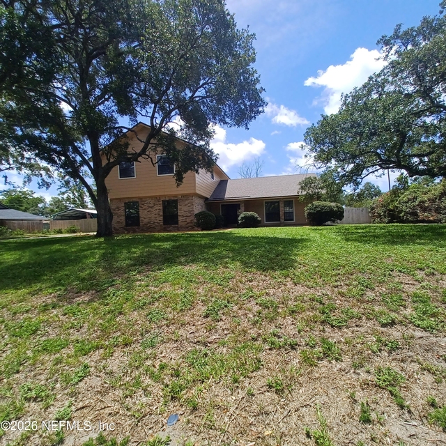 2295 Foxwood Drive - Photo 1