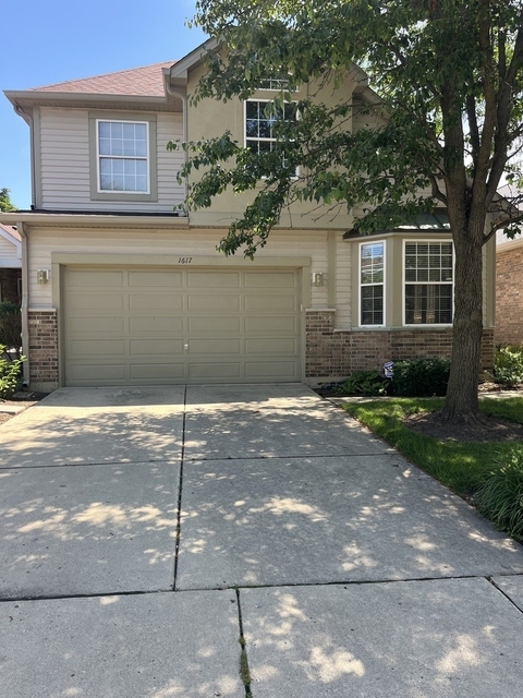 1617 Astor Avenue - Photo 1