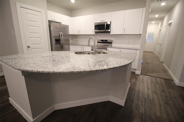 25504 Starling Lane - Photo 1
