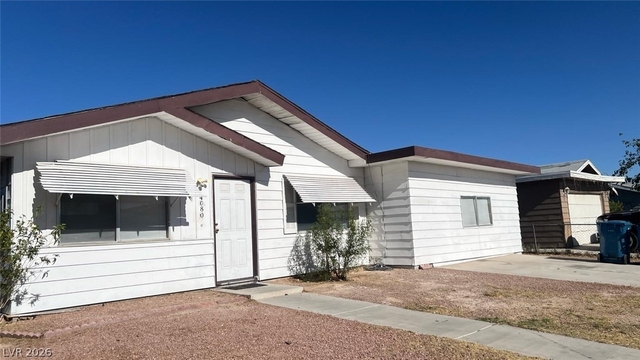 4080 Studio Street - Photo 1