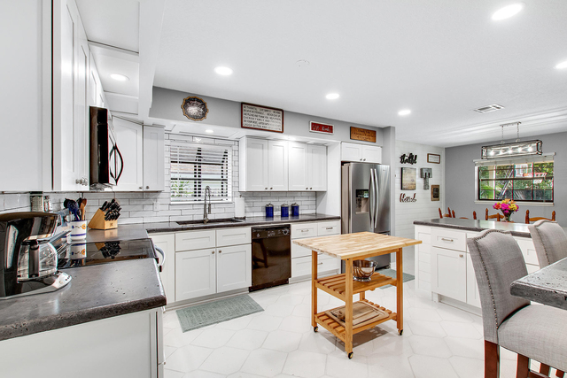 912 Blueberry Drive - Photo 1