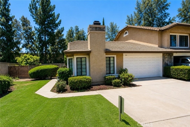 970 Sandstone - Photo 1