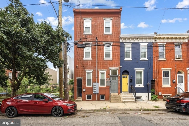 1940 N Marshall Street - Photo 1