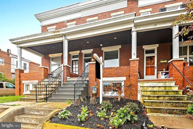 1327 W 42nd Street - Photo 1