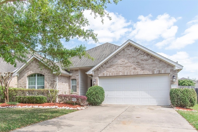 4822 Bonny Loch Lane - Photo 1